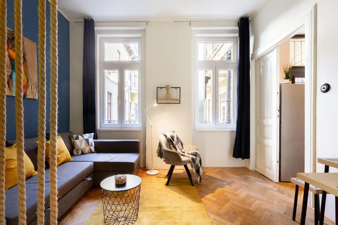 Bien Apartment Budapest Ungheria