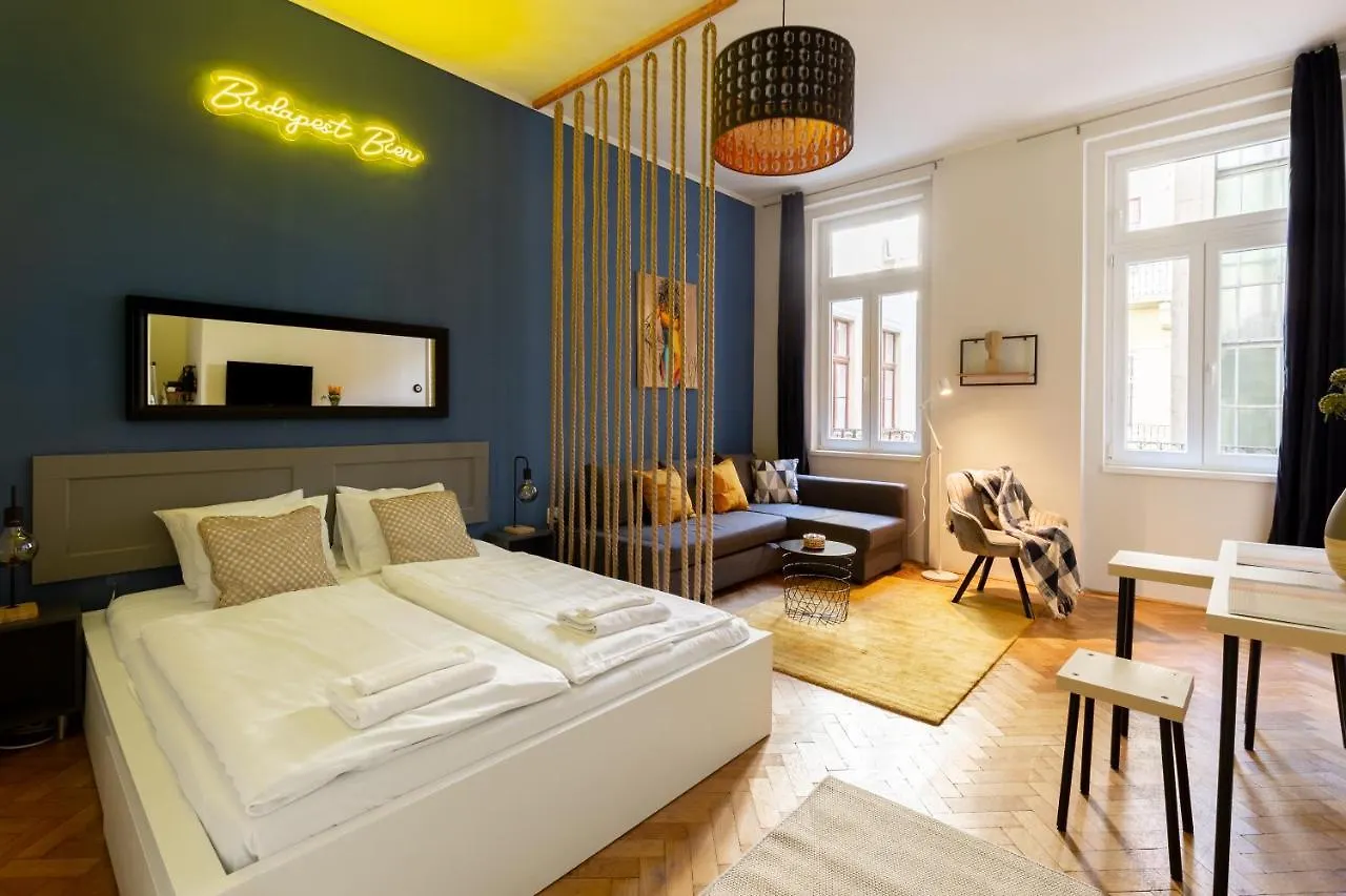 Bien Apartment Budapest 0*,  Ungheria