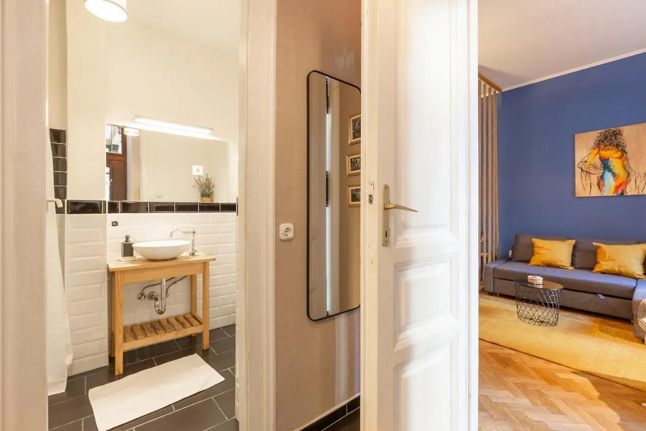 Bien Apartment Budapest 0*,